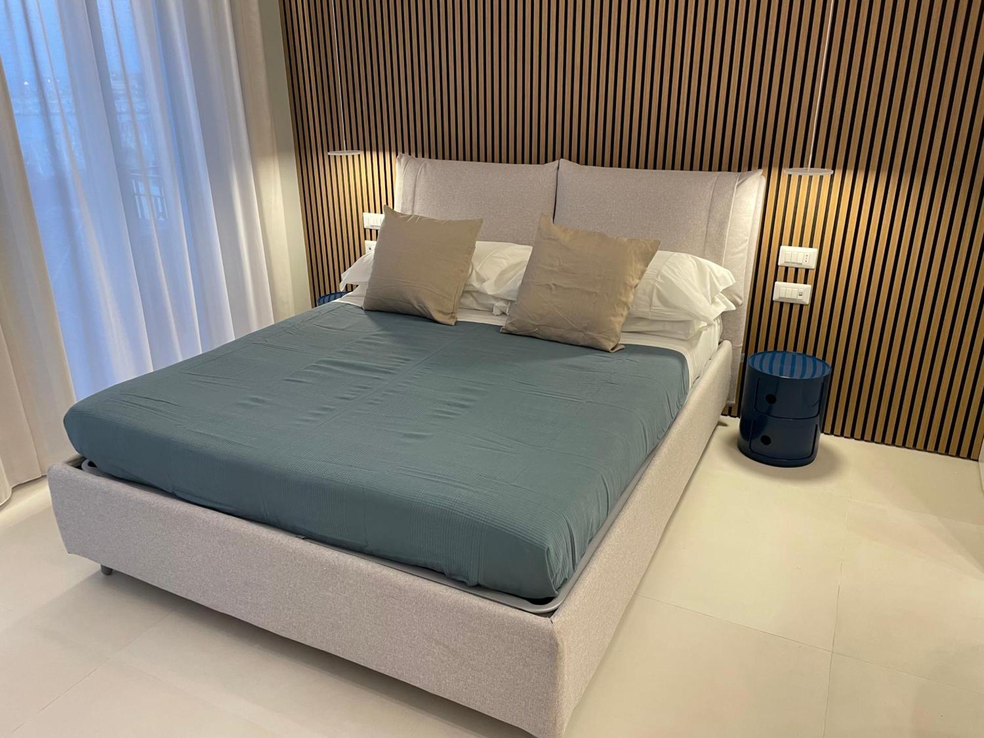 La Finestra Sul Mare Modern Apartment Giardini Naxos Eksteriør bilde